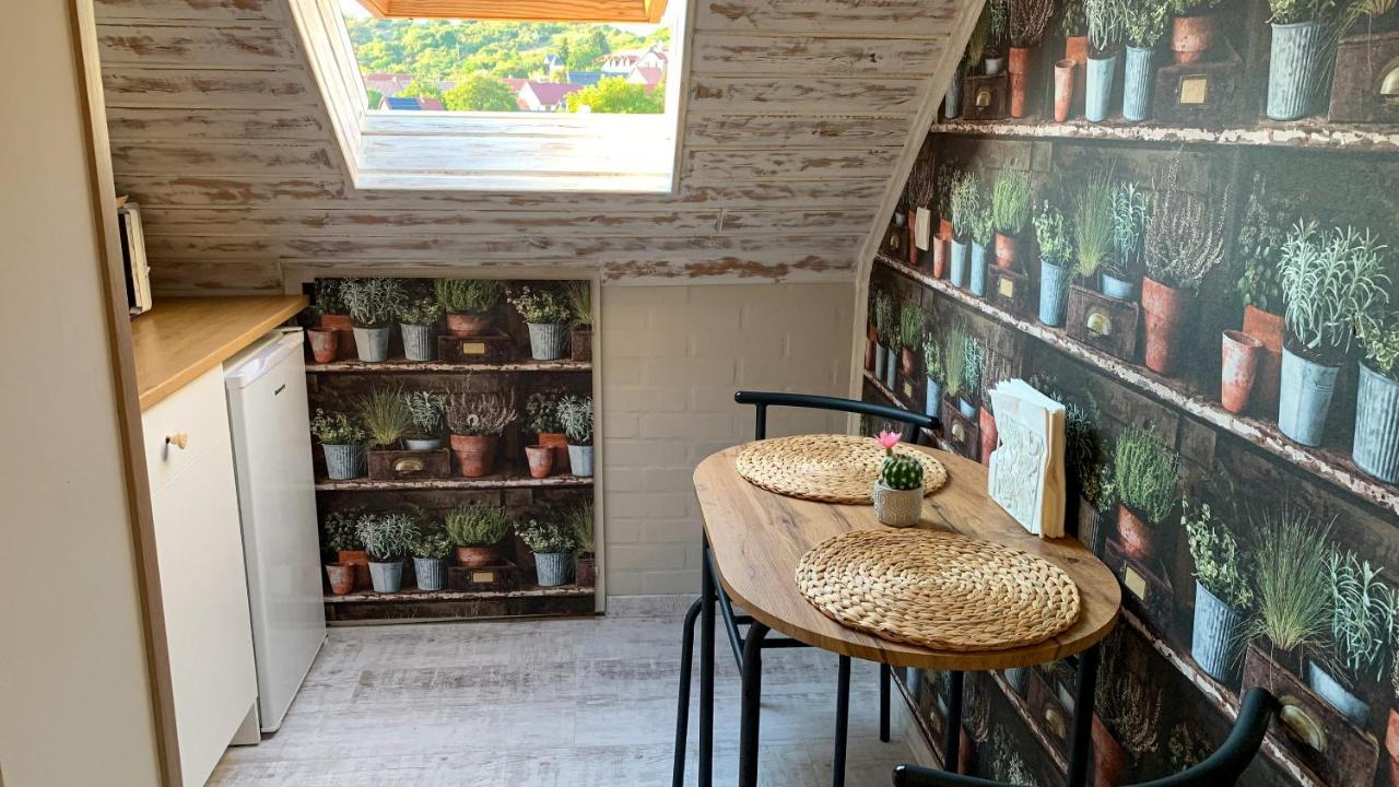 T.H.Ny Village Inn Cottage ตีฮานี ภายนอก รูปภาพ
