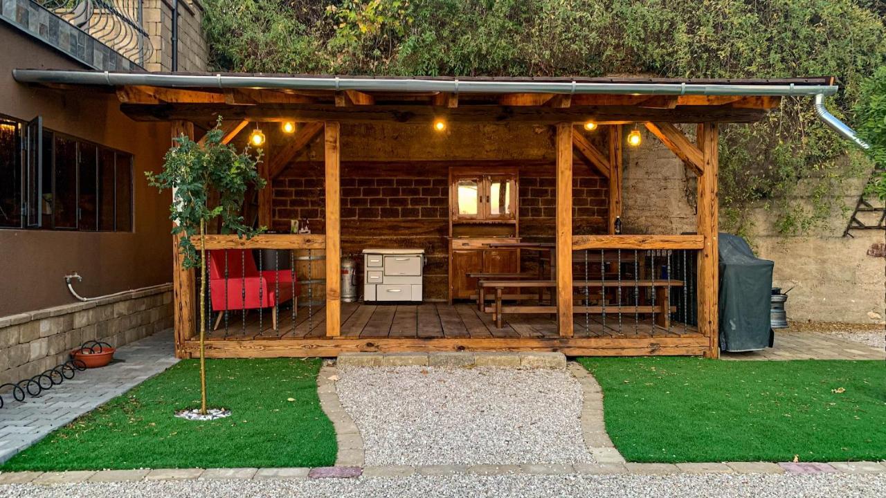 T.H.Ny Village Inn Cottage ตีฮานี ภายนอก รูปภาพ