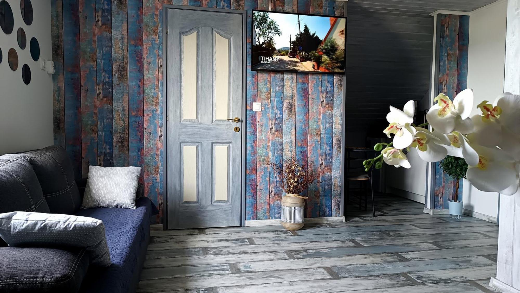 T.H.Ny Village Inn Cottage ตีฮานี ภายนอก รูปภาพ